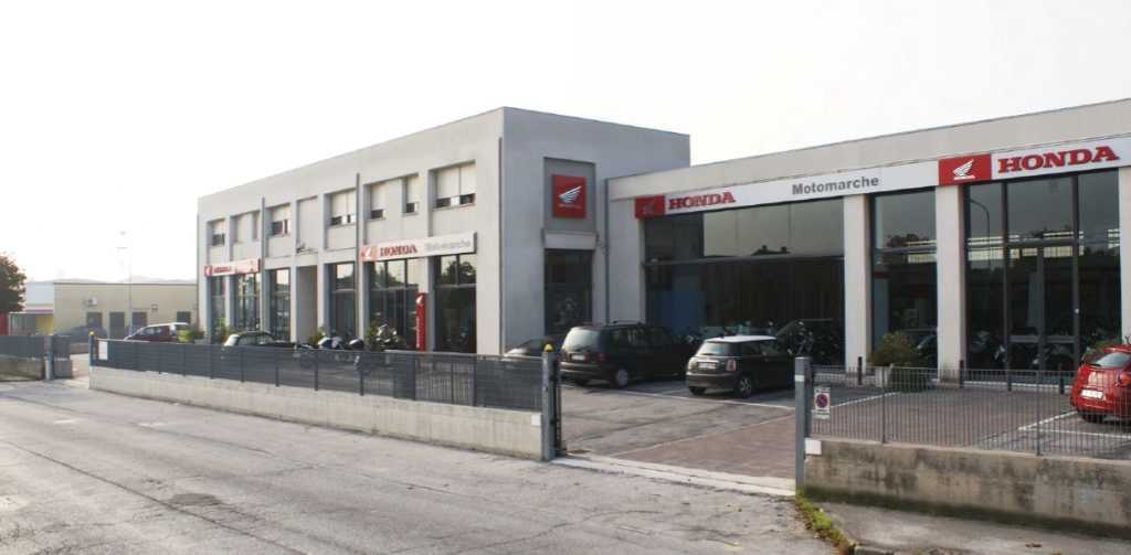 motomarche latini moto scooter senigallia