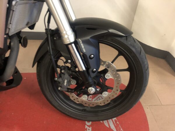 Honda CB300 - Moto Naked