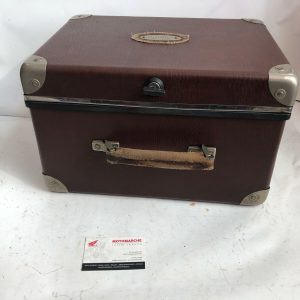 Baule King Size Scarabeo in Pelle