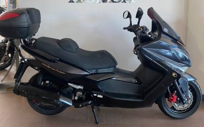Kymco Xciting 300i R usato 2010 con 34173 km in vendita a Senigallia